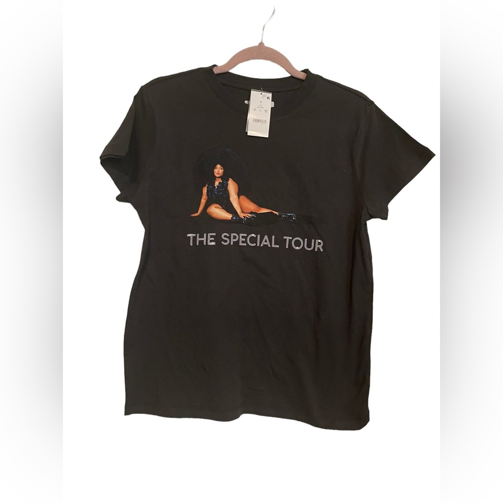 NWT Lizzo 2022 The Special Tour Tee - Size S
